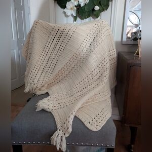 Vintage, Crochet, Cottage Core Throw